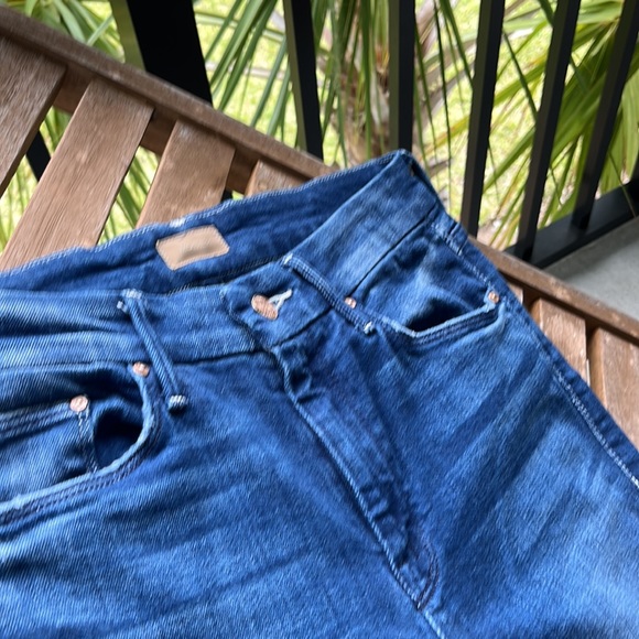 MOTHER Jeans : The Looker - Picture 5 of 10